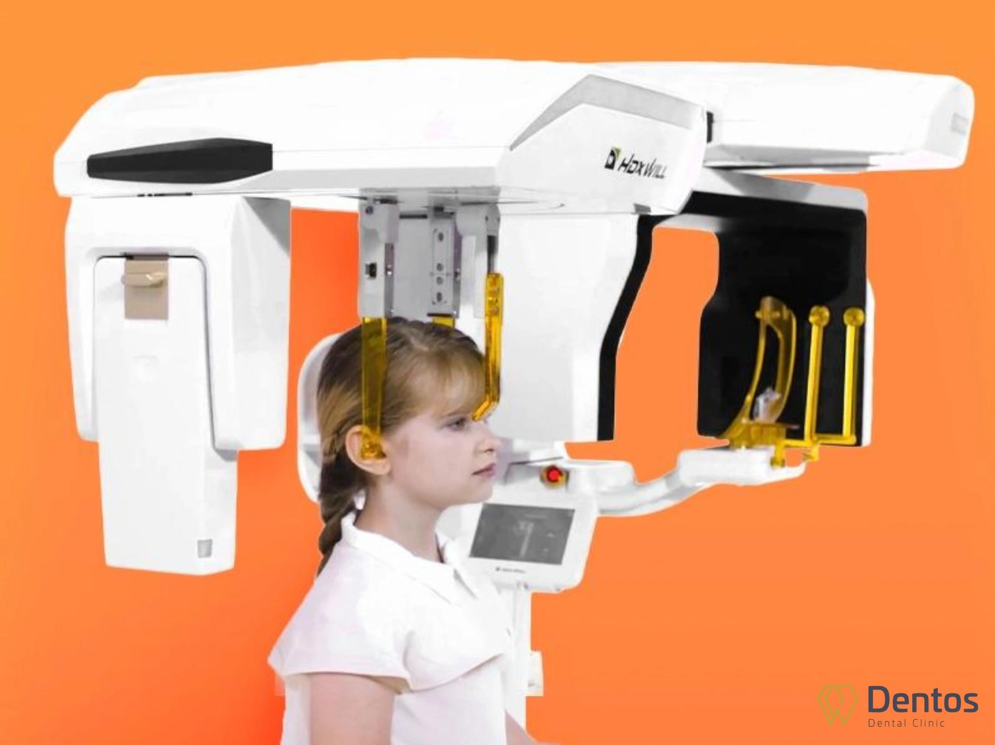 Bác sĩ chụp phim Cone Beam CT 3D để đánh giá sâu cấu trúc bên trong